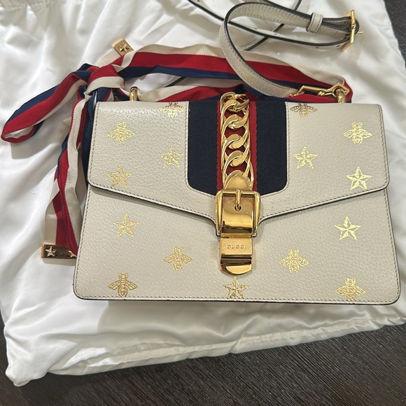 Gucci White and Gold Shoulder Bag - Picture 2 of 4